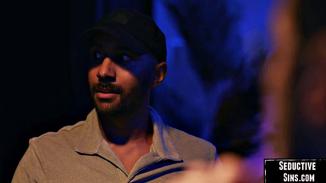 Cockhungry Latina pounded missionary