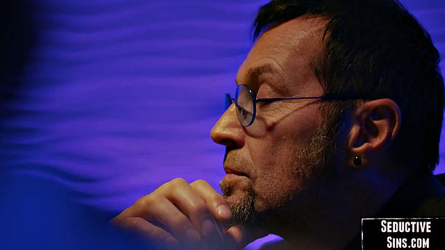 Cockhungry Latina pounded missionary