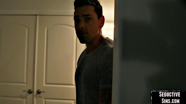 Cockhungry Latina pounded missionary