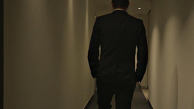 Amateur IR anal babe assbanged by repairman with BBC