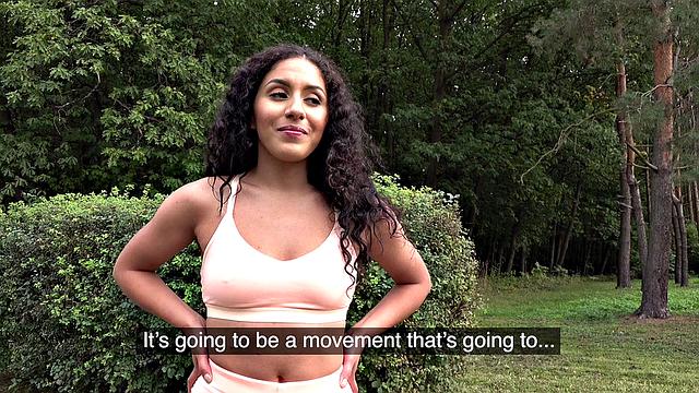 Fitness model gets fucked in garage