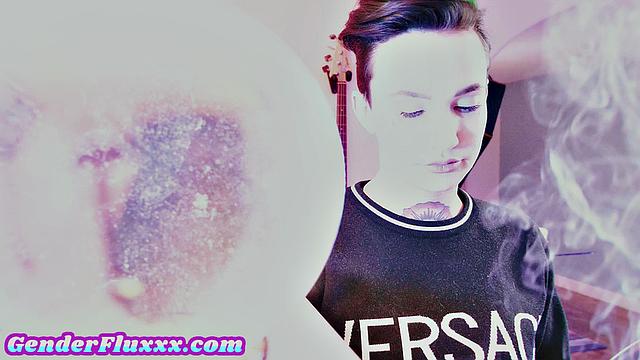 Real trans lesbian eating cunt