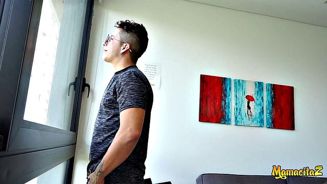 Teeny Latina's debut