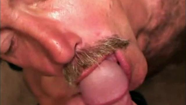 работяга джон растворился после охоты на большой член