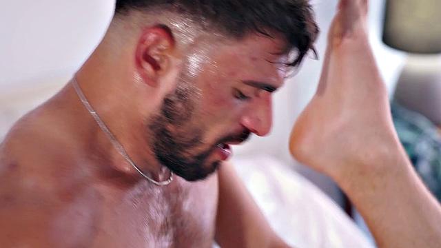 HETEROFLEXIBLE - Aroused College Stud Vito Vitali DESTROYS Buddy Felix Trainor's Tight Ass