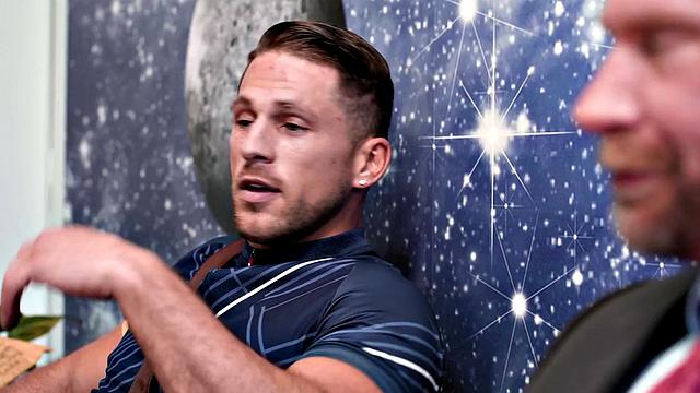 Hunky DILF bareback banging with stud and taking jizz