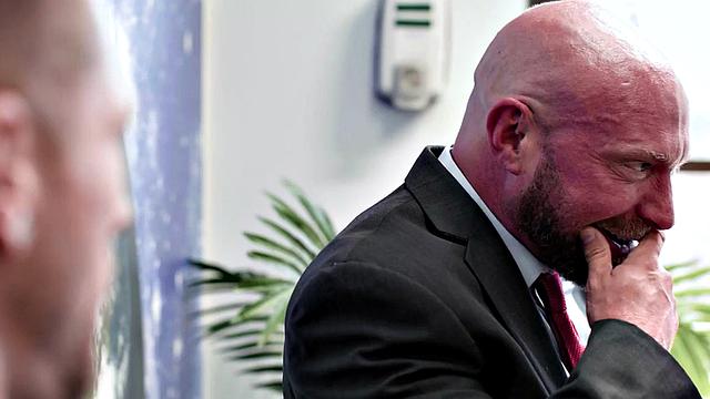 Hunky DILF bareback banging with stud and taking jizz