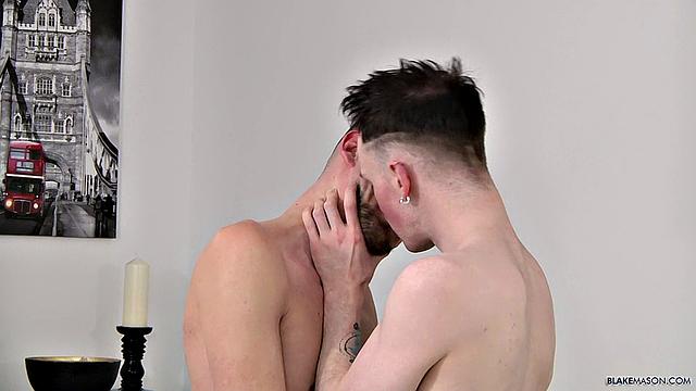 Filling Up Hot Irish Zac - Jaymie Young &amp;amp; Zac Johnson