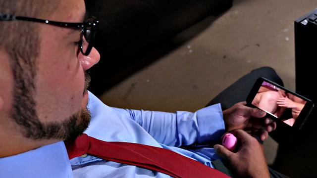 Ripped cosplayer barebacks in erotic couple