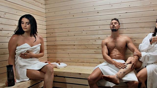 Trans lady loves fucking male dude in anal hole