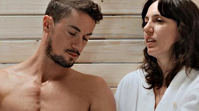 Trans lady loves fucking male dude in anal hole