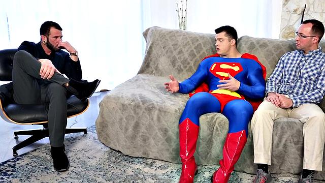 Cosplay mesmerized stud fucks cocksucking bottom in threesome