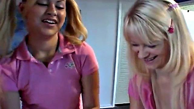 Sexy blonde twins go down on pussy