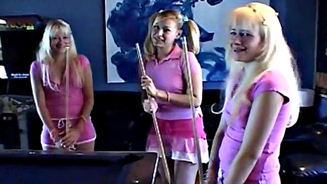 Sexy blonde twins go down on pussy
