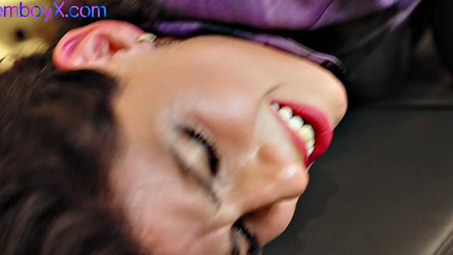 GYM loving femboi training anal cardio