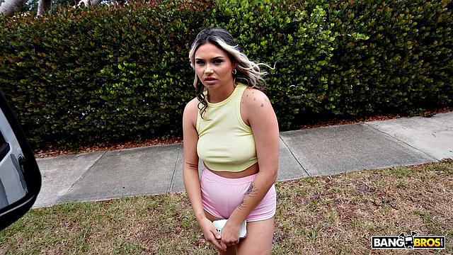 Kaia Is All Smiles All Sunshine