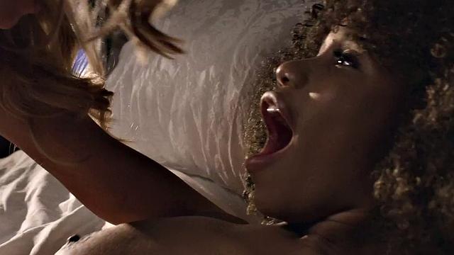 Ebony babe pussyfingered and pussyeaten by MILF