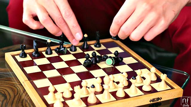 All The Right Moves - S11:E8