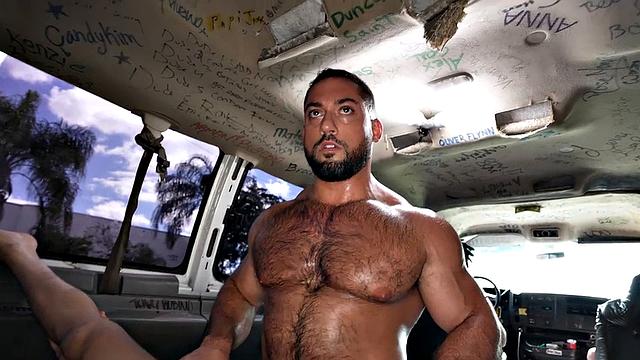 Massive jock picked up to fuck gay ass in van for money