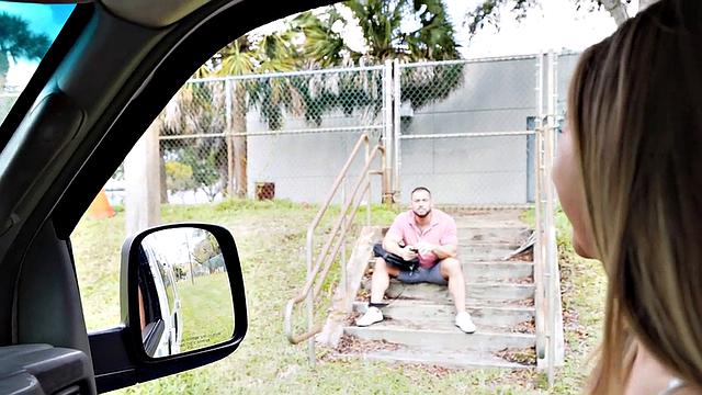 Massive jock picked up to fuck gay ass in van for money