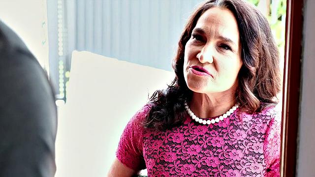 Like daughter, like mommy