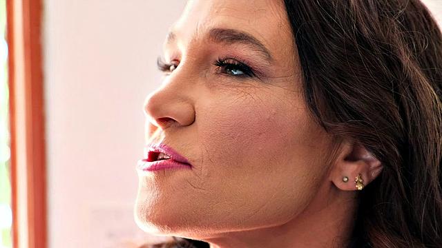 Like daughter, like mommy