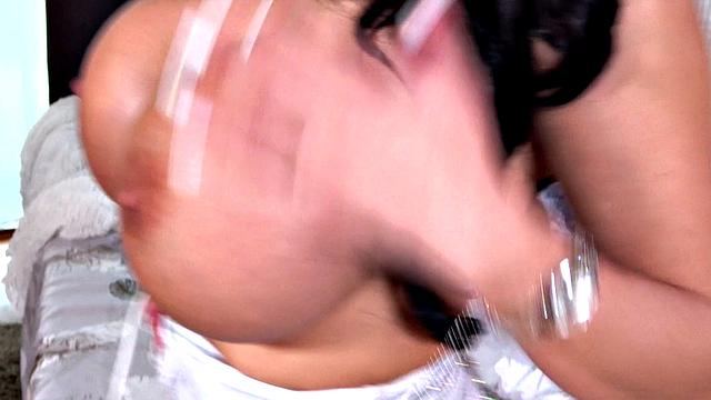 Anastasia Doll: Dressing The Doll