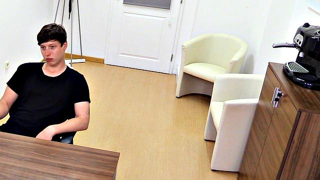 Cockriding Euro filled in anal hole with nice cock