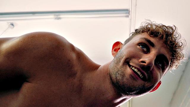 Eager muscled jock assfucks gym partner after rimjob