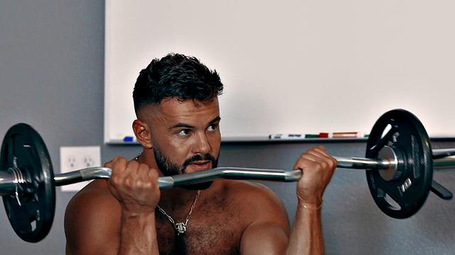 Eager muscled jock assfucks gym partner after rimjob