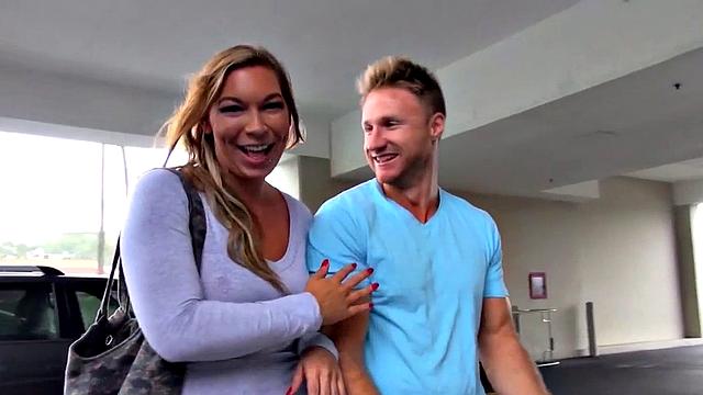 Big ass nympho rides after pussylicked in 69 BJ