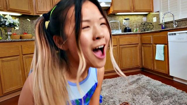 Les black big ass tattooed mamba strapon fucks Asian teen