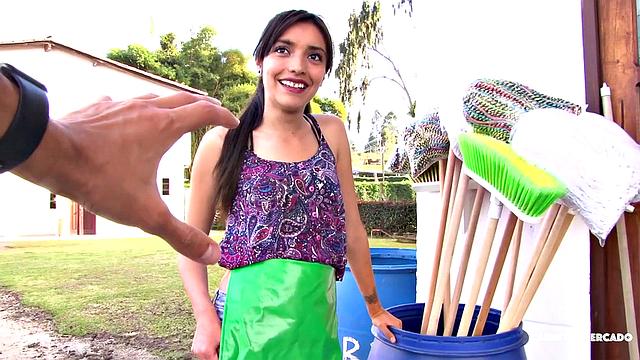 Veronica gets her pocket fucked