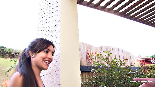 Veronica gets her pocket fucked