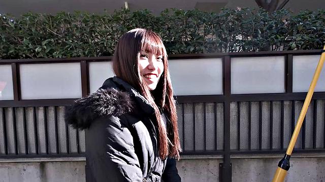 Honoka Urano's First Scene Is A Hit