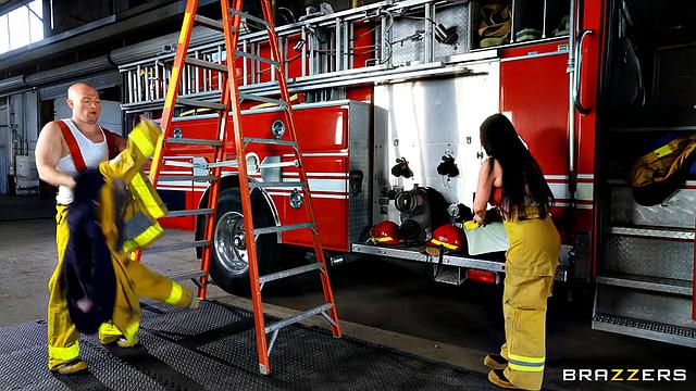Firefighter Angela's Hot Squirting Fuckfest