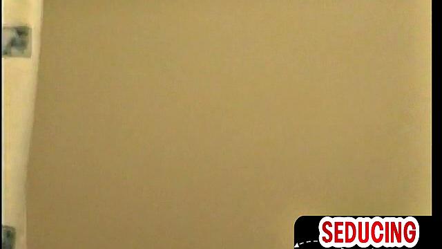 Vintage guy gets cocksucked