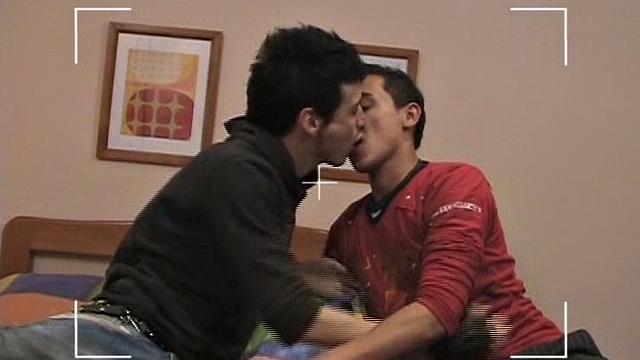 Latinos Ramiro and Willy are very turned on by the fact that they are recording their sex. The boys get naked and suck each other's dick until they are ready to fuck.