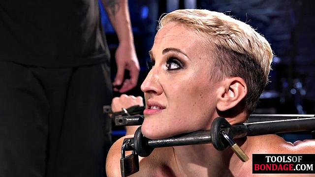 Sub babe satisfies master