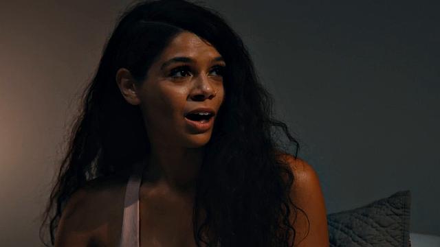 Deepthroating babe with pierced nipples gets fucked