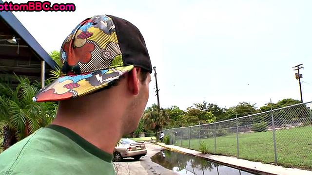 Ebony picked up thug assnailed outdoor by white