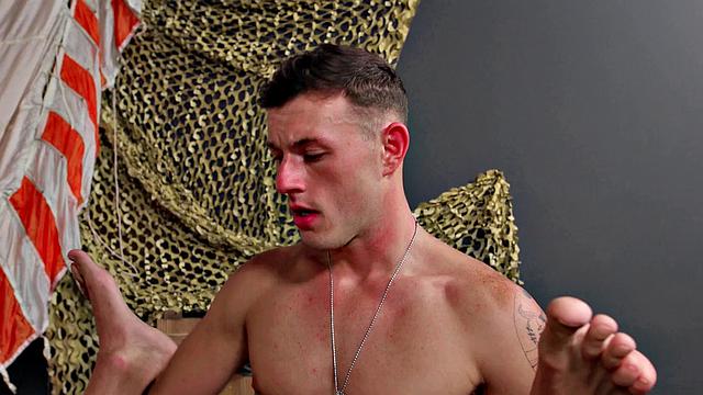 Verse Hotties Flip - ActiveDuty