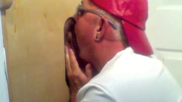 Kenny Throat Fucks At A Gloryhole