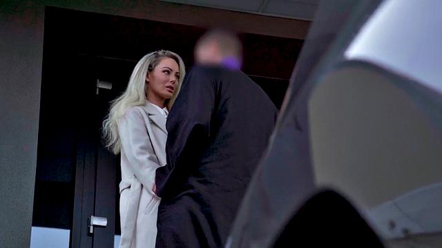 Stunning bigtitted babe in stockings throating priest