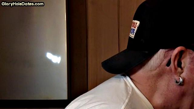 Gloryhole amateur DILF gives closeup blowjob and handjob