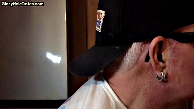 Gloryhole amateur DILF gives closeup blowjob and handjob