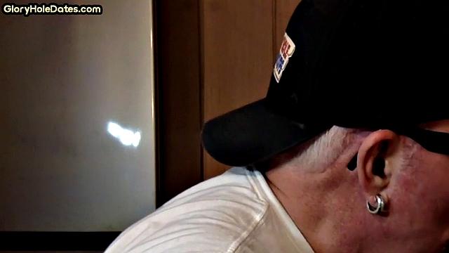 Gloryhole amateur DILF gives closeup blowjob and handjob