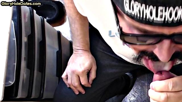 Gloryhole amateur DILF gives closeup blowjob and handjob