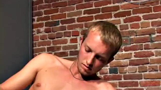 Sydney Austin Jerking Off