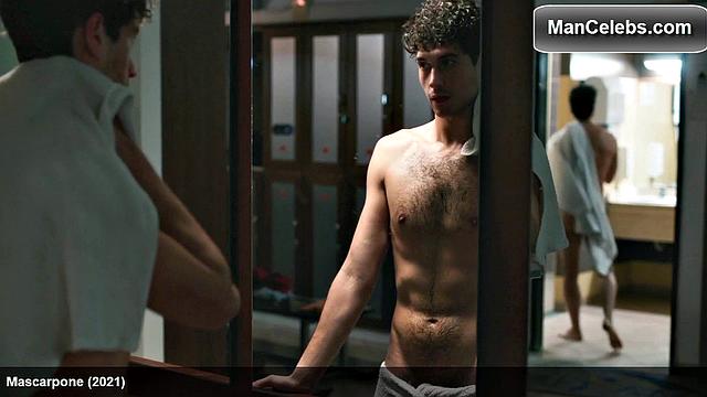 Giancarlo Commare naked butt after the shower